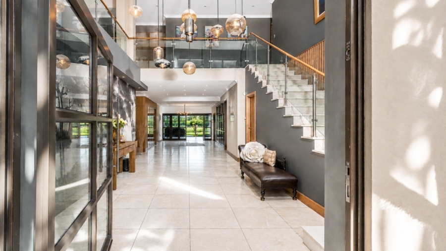 8 Bedroom Property for Sale in Birdwood Estate North West